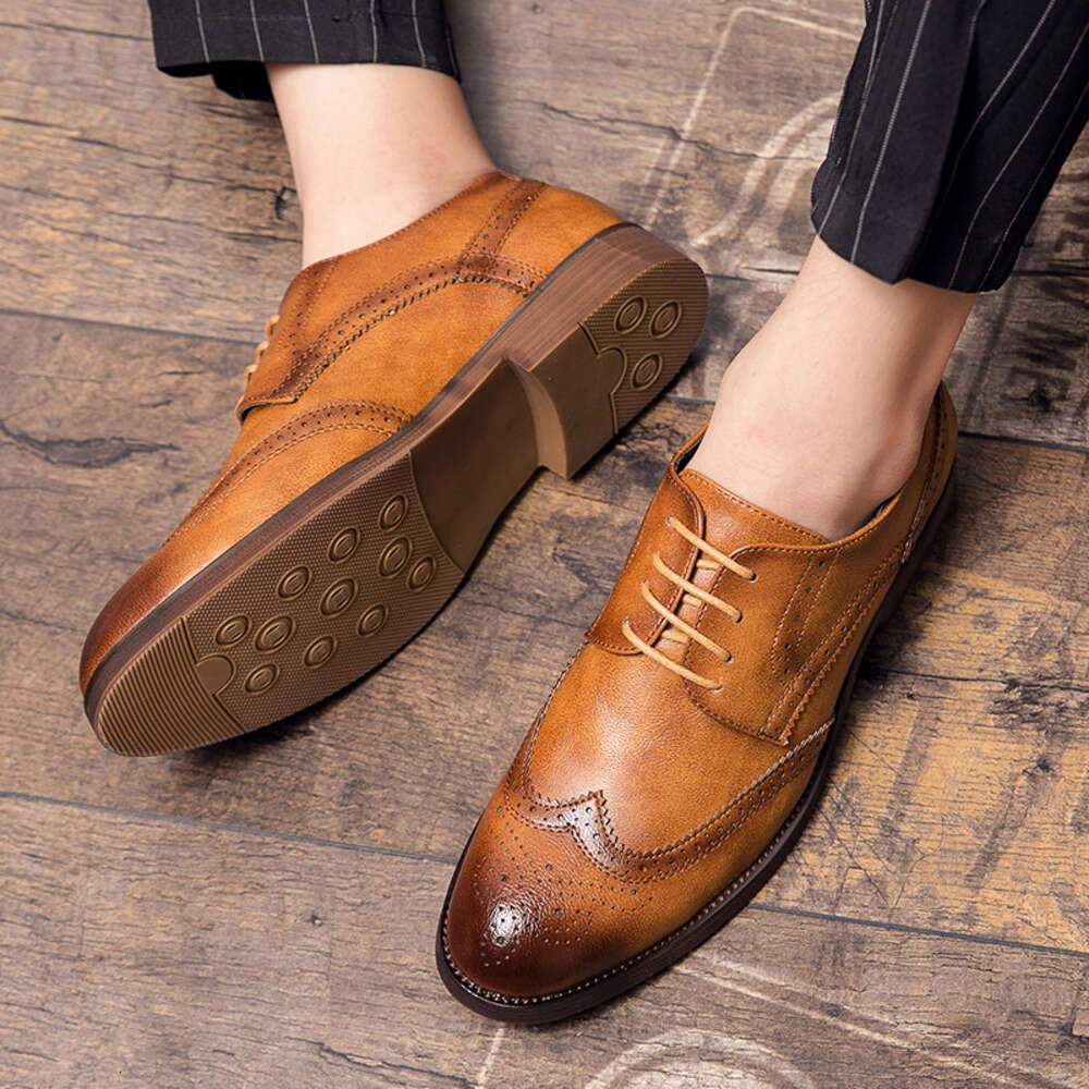 British Oversized Block Carved Leather Breathable Business Casual Shoes Men S Trend Ddmysaturn