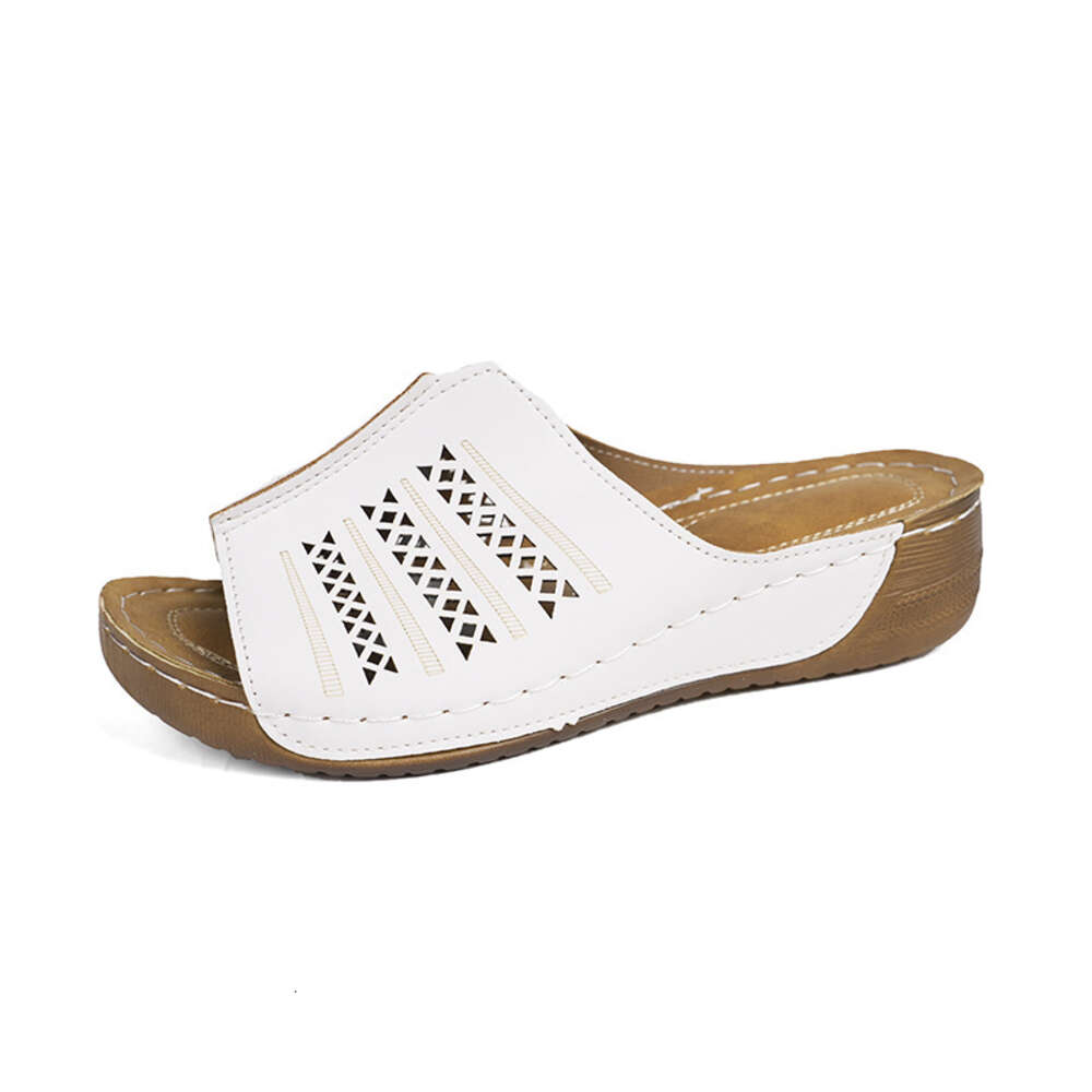 Oversized Slippers Summer Women S One Piece Breathable Fashionable Commuting Sandals Slope And Heel Ddmysaturn