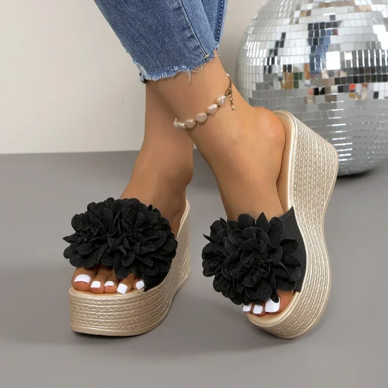 Wedges Sandals Women Slippers Summer Beach Platform Shoes Flower Slippers Women High Heel Slippers Women Fashion 240619