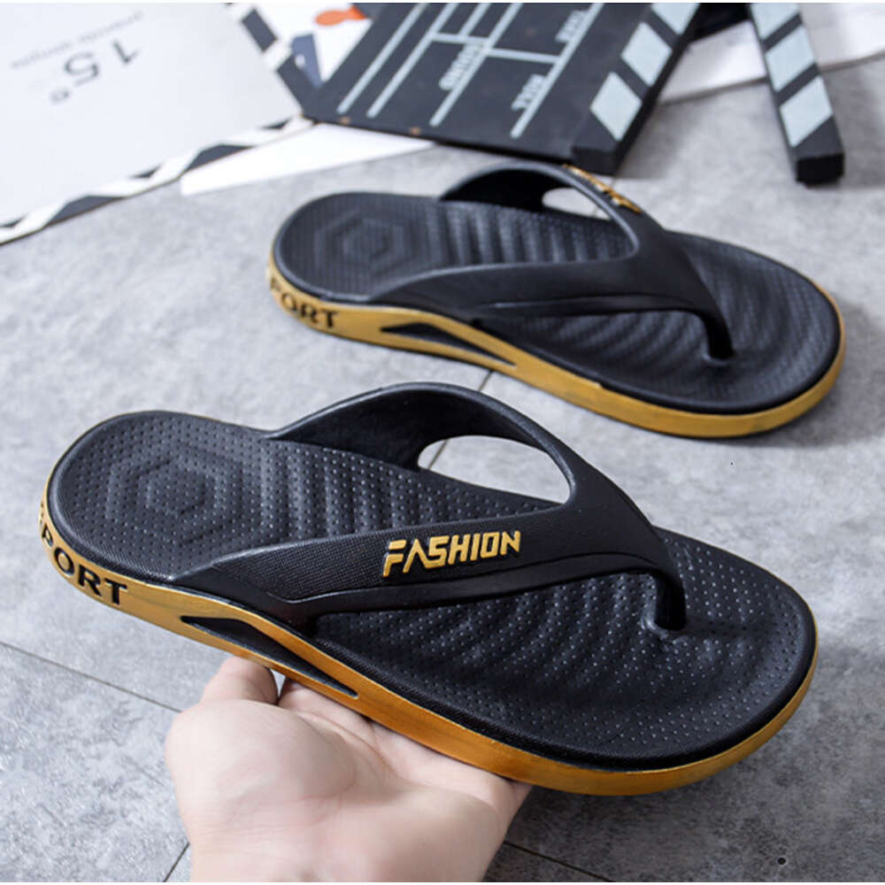 Summer Trend Slippers Fashionable Casual Outerwear Herringbone Slippers For Men Anti Slip And Odor Resistant Large Size Clip On Sandals Ddmysaturn