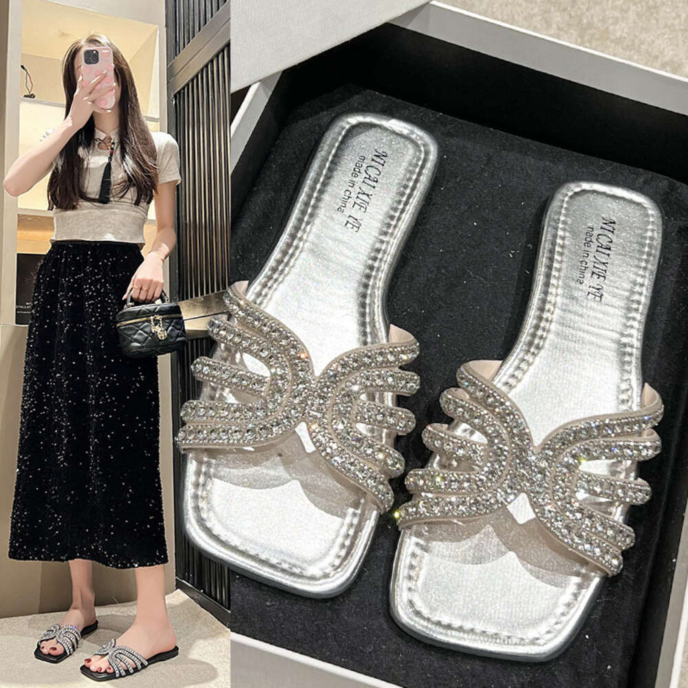 Summer Large Size One Line Women S Water Diamond Small Fragrant Flat Fashion Versatile Slippers Ddmysaturn