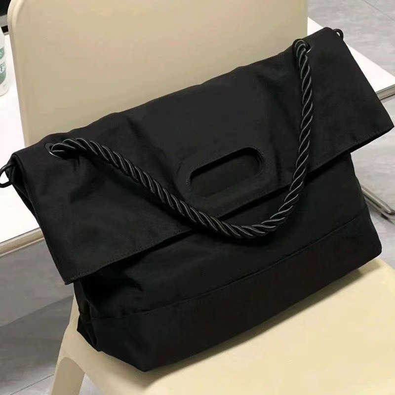 Large capacity bag for women spring and summer new broadband crossbody messenger Oxford Butot bag file bag handheld business