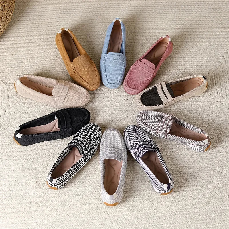 Large Size 34-43 Womens Flat Shoes Soft Sole Anti Slip Casual Bean Shoes Knitted Woven Flats Shoes Slip on Loafers 240619