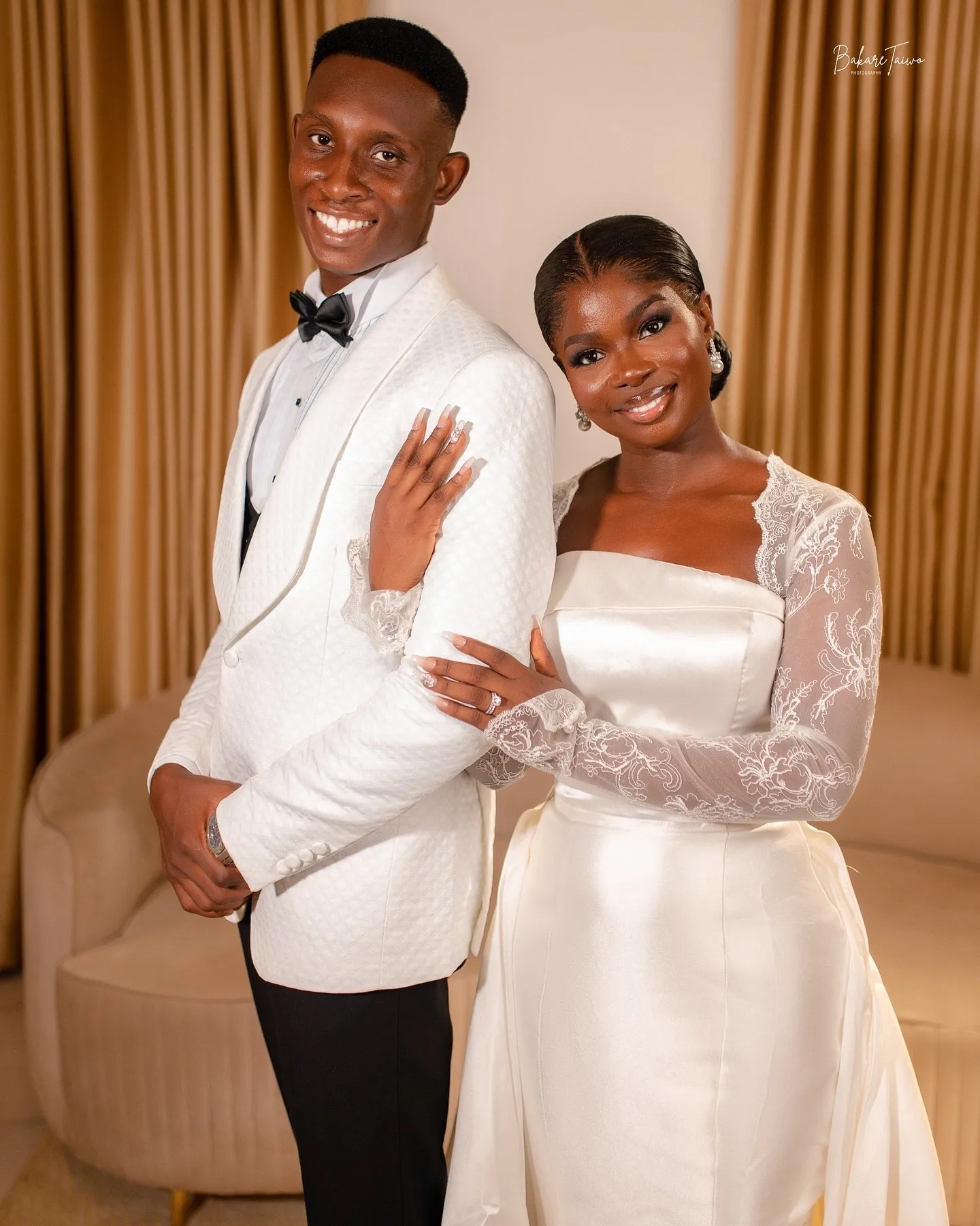 Mermaid Elegant Ivory Lace Wedding Dresses With Detachable Train Bridal Gowns Long Sleeves Square Neckline Satin Vestido De Novia