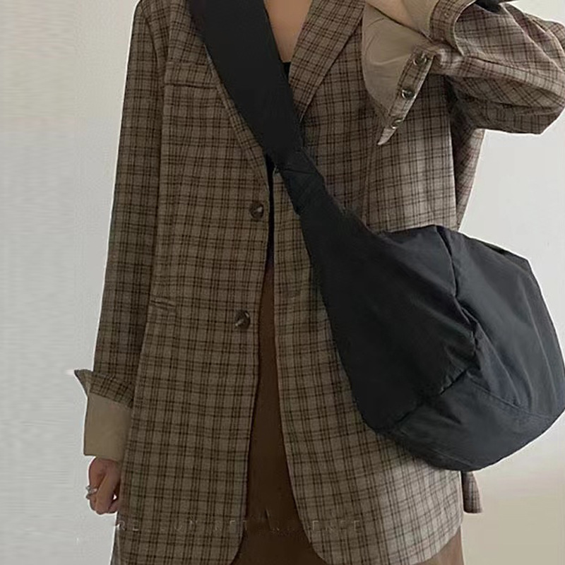 Street Trendy Canvas Bag Spring/Summer New Fashionable Straddle Dumpling Bag Personalized Down Cotton Trendy Women's Shoulder Bag