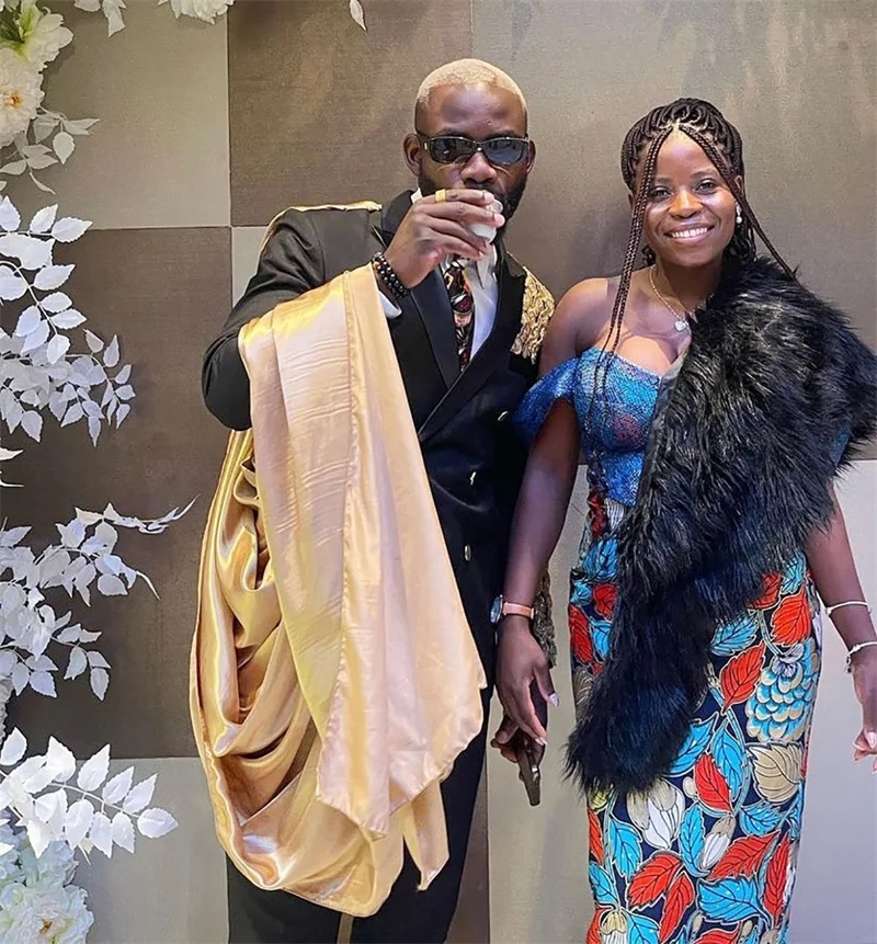 Cape 2 Pieces Men Suits Set Wedding Tuxedo Appliqued Blazer+Pants Custom Made Fashion Prom Dress Black Party Coat Jacket