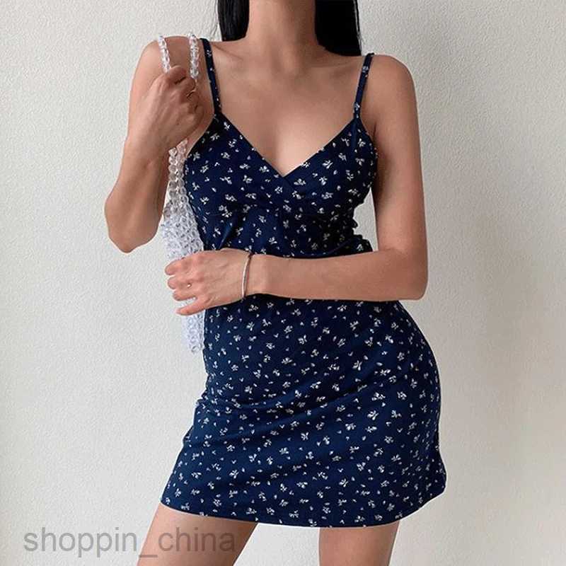 Basic Casual Dresses Y2k Vintage Floral Cross Camis Dress Women Slim Sleeveless V-Neck Summer Sexy Cute Backless Party Black Mini Dresses Woman Cloth