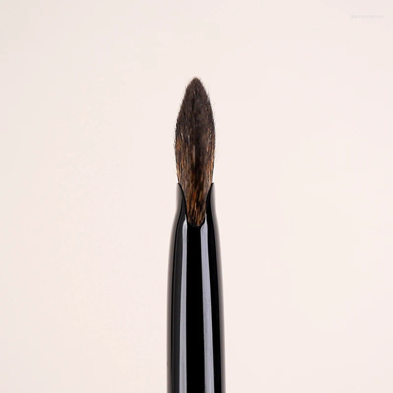 Makeup Brushes YIZHIBI Professional Hand-made Beauty Brush Fan-shaped Eye Loose Squirrel Hair.