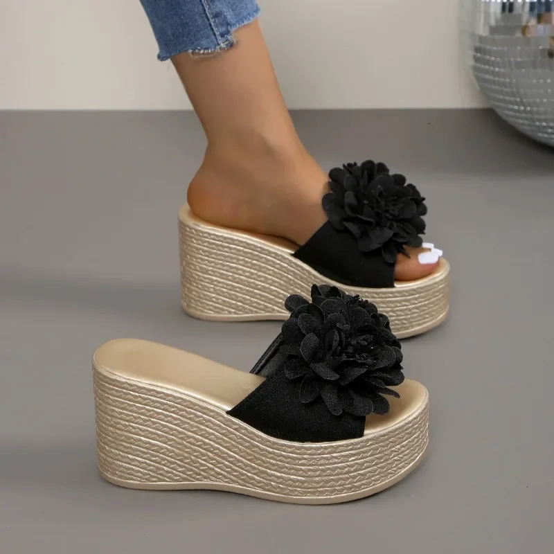 Wedges Sandals Women Slippers Summer Beach Platform Shoes Flower Slippers Women High Heel Slippers Women Fashion 240619