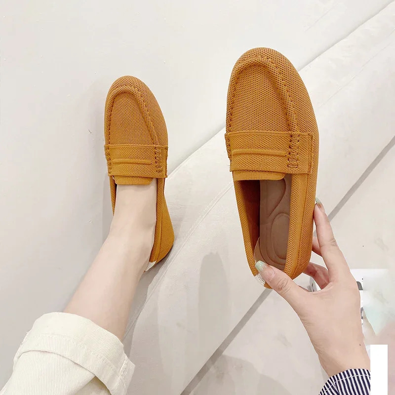 Large Size 34-43 Womens Flat Shoes Soft Sole Anti Slip Casual Bean Shoes Knitted Woven Flats Shoes Slip on Loafers 240619