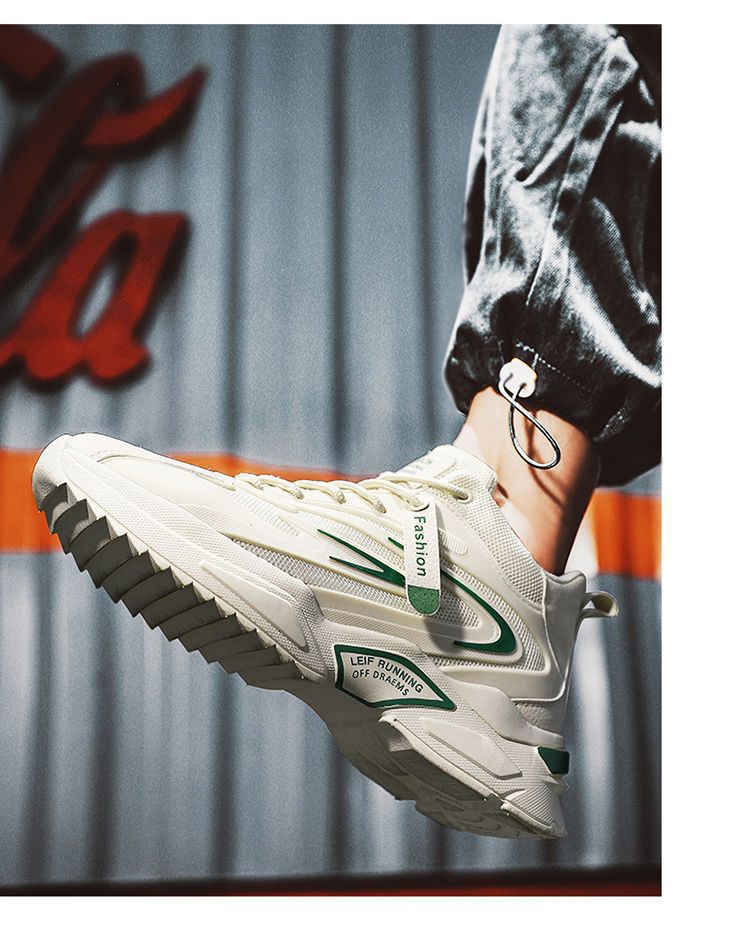 Spring New Men Casual Fly Woven Breathable Fish Scale Mesh Sports Running Blade Shoes