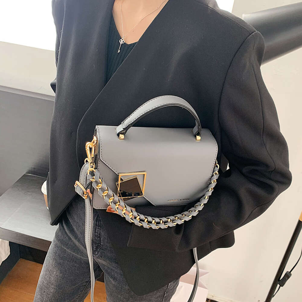 Flip Small Square Shoulder Women's Wallet Fashion PU Leather Handbag With Chain Decor Messenger Crossbody Bag H6.19#21.78 ddmySept