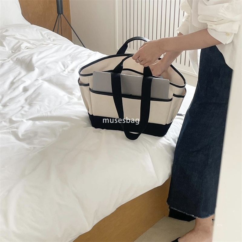 Designer Ms. High Quality Korean Instagram Multi functional Large Capacity Casual Versatile Crossbody for Mother and Child Outgoing Handheld Lightweig