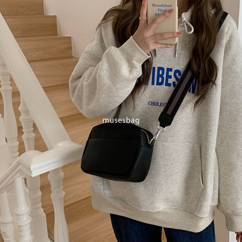 Trendy and fashionable versatile women's bag new solid color PU crossbody bag women's small bag, women's shoulder bag small square bag