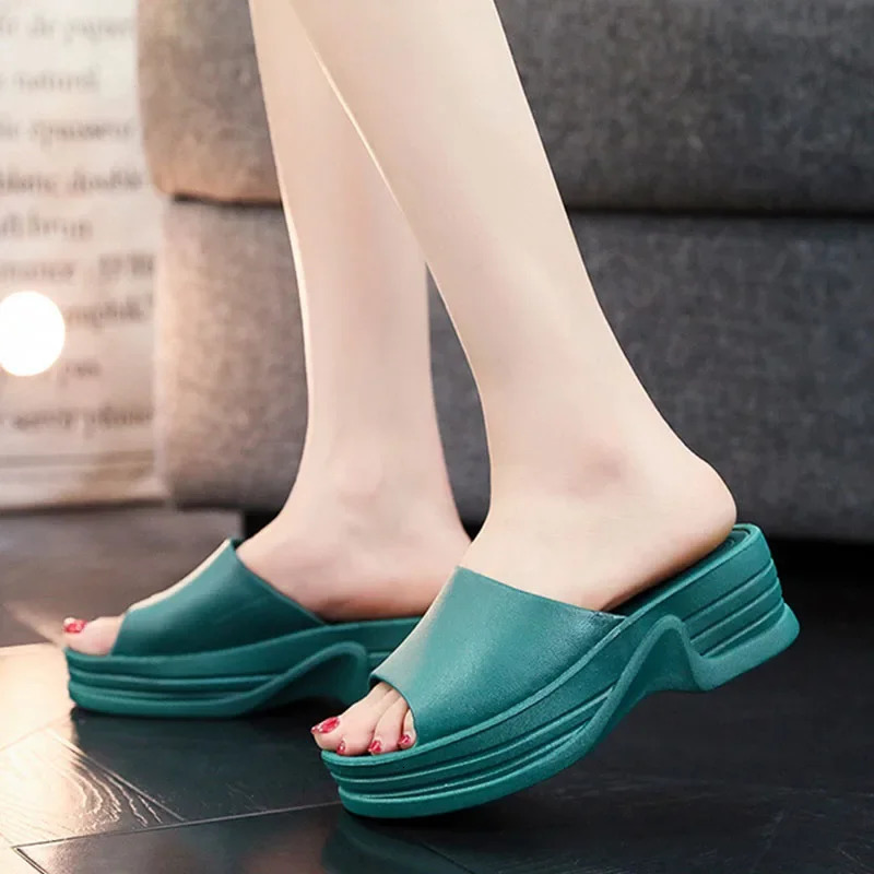 Fashion Womens Slippers 2024 Sandals Flatform Open Toes Shoes Platform Wedge Modern Slippers PVC Slides Soft Non-slip Slippers 240619