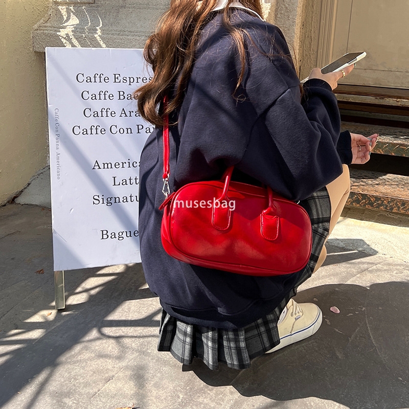 High quality niche design bag for women Korean version Instagram niche minimalist retro versatile portable pea bag for commuting one shoulder crossbod