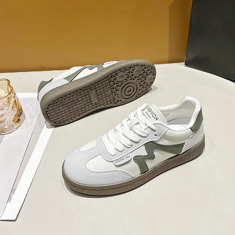 Non Baseball Slip Comfortable Women Softball Training Shoes Wear-Resisting Outdoor Sneakers