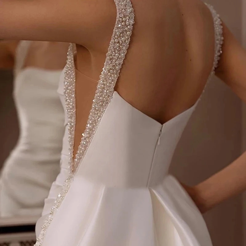 A-E Women Elegant Wedding Dress Square Collar Sleeveless Backless Bridal Gown Sequins Pearls Detachable Train Dresses Custom Made Es 0220