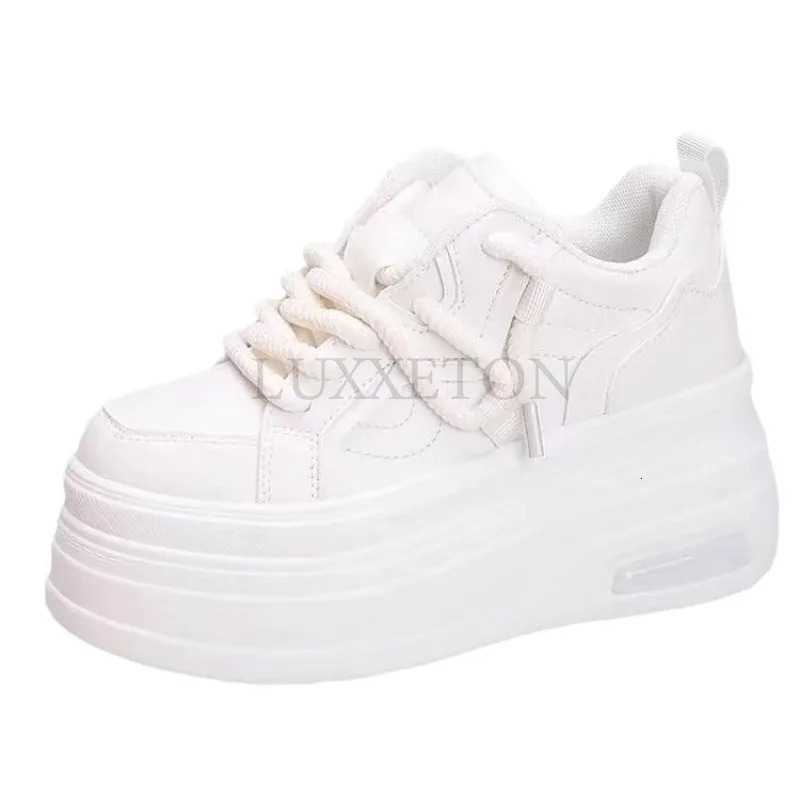 Matsu Sole Thick Sole Round Toe Dad Shoes Increase Height Comfort Softness Leisure Retro Trend Versatile Fashionable Board Shoes 240619