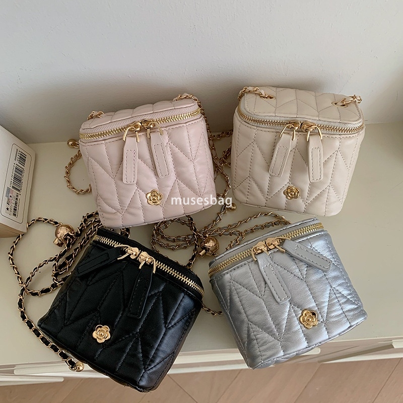 Trendy and fashionable niche design diamond grid small fragrant style chain bag women new fashionable summer small square bag versatile Instagram cros