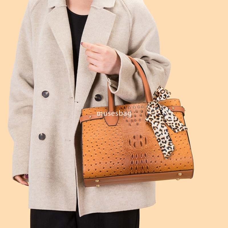 Fashionable female designer bag classic practical multifunctional Business package large capacity versatile European American and bun mother set bag