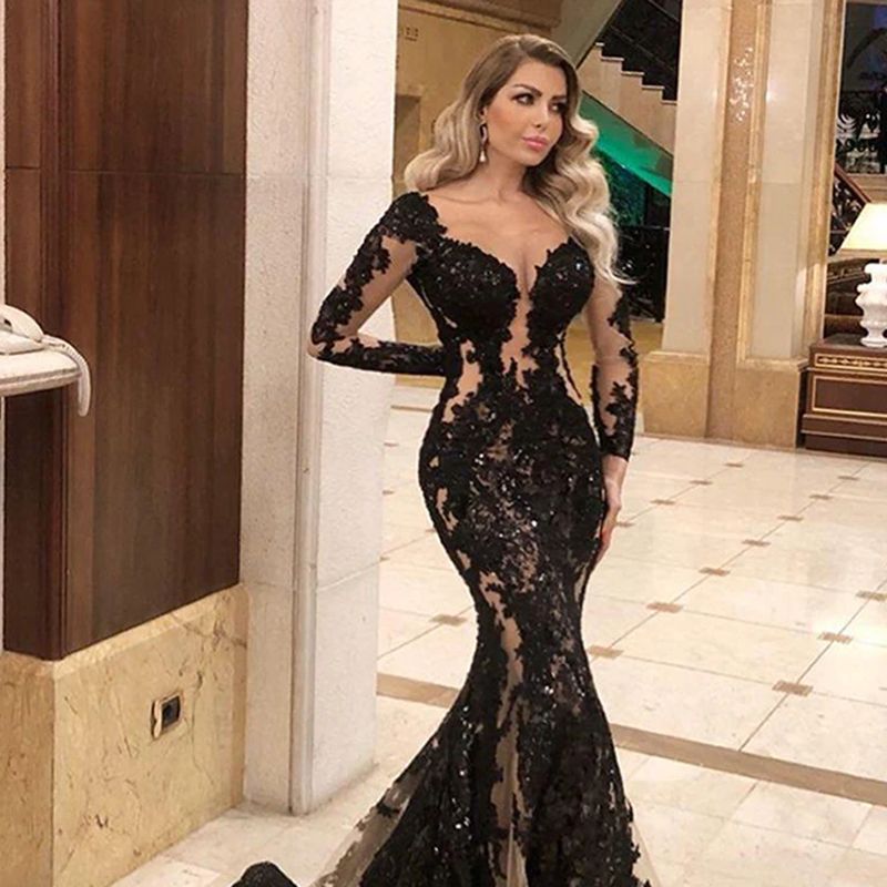 Gothic Black Lace Mermaid Wedding Dresses Applique Illusion V-neck Long Sleeves Charming Bride Reception Dress Vintage Bridal Gowns Vestido De Novia 2