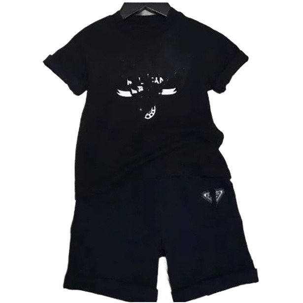Fashion Luxury designer Clothing Sets kids T-shirt shortst British fashion summer childrens treasures and girls cotton two piece tops brand a