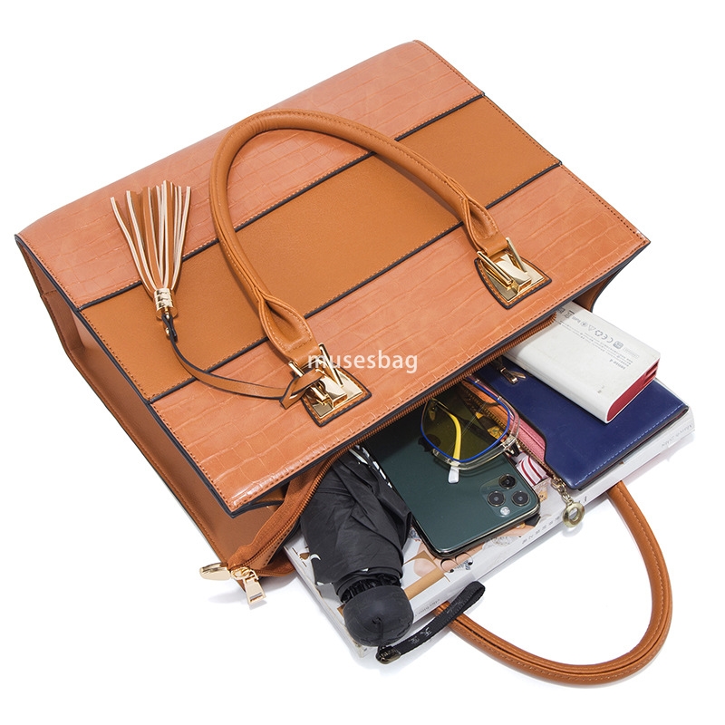 High quality women's designer classic multifunctional large capacity handbag fashionable tassel bag trendy one shoulder diagonal cross four piece