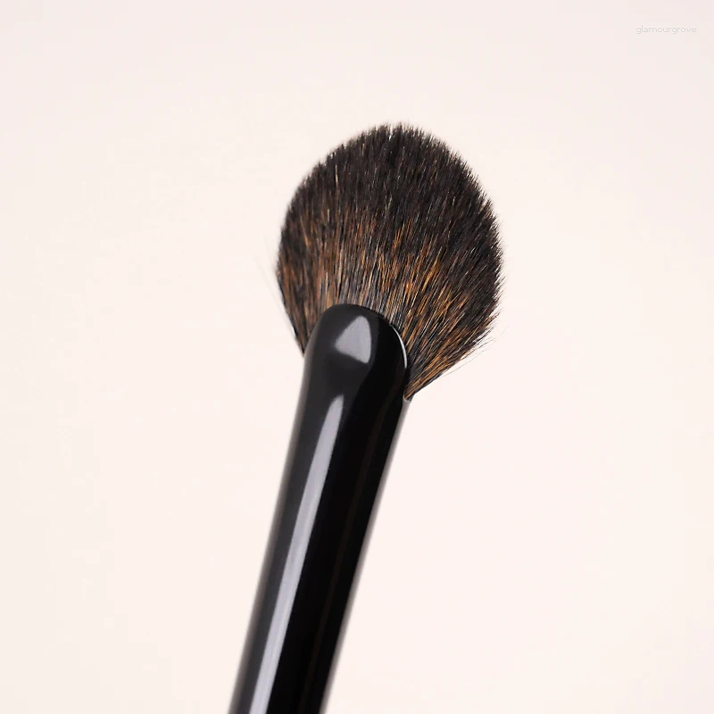 Makeup Brushes YIZHIBI Professional Hand-made Beauty Brush Fan-shaped Eye Loose Squirrel Hair.