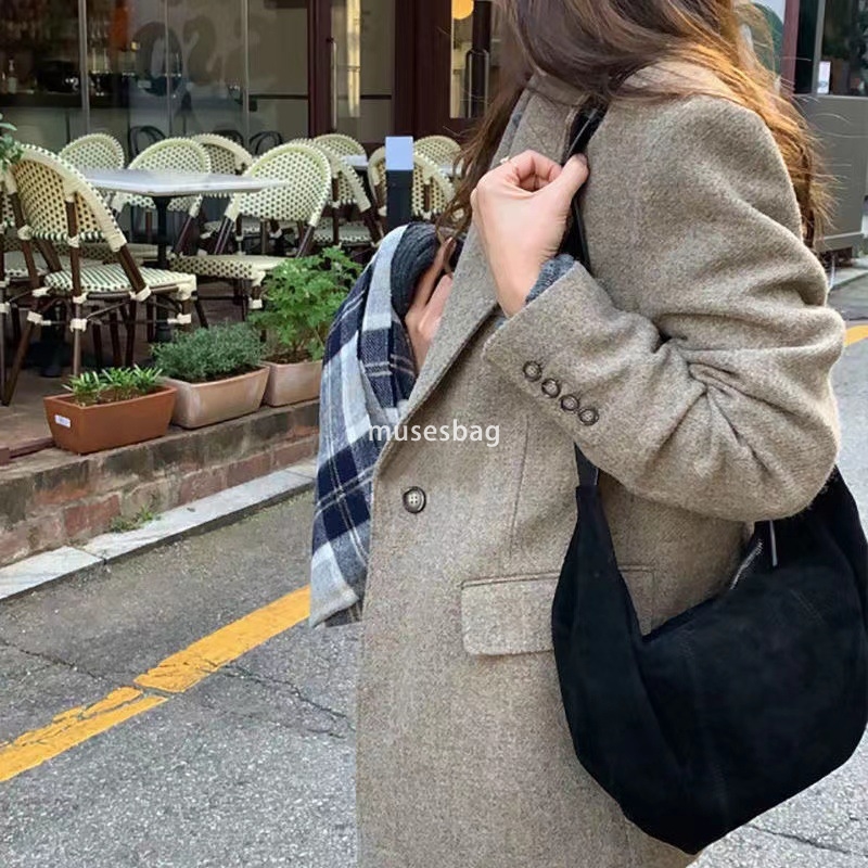 Fashionable and trendy niche design velvet dumpling bag spring and summer new single shoulder diagonal cross bag Korean style temperament women's