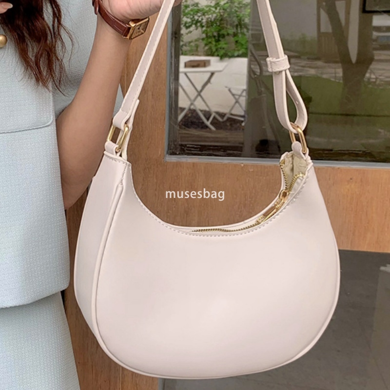 Urban minimalist and niche design spring and summer new underarm bag half moon bag simple and versatile single shoulder bag texture stick bag women cr