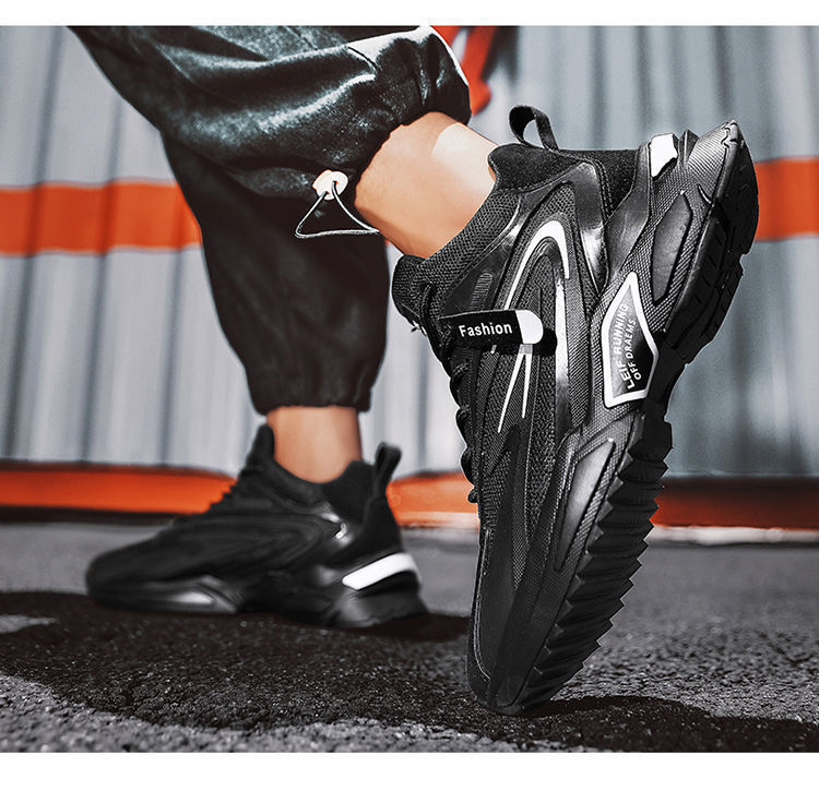 Spring New Men Casual Fly Woven Breathable Fish Scale Mesh Sports Running Blade Shoes