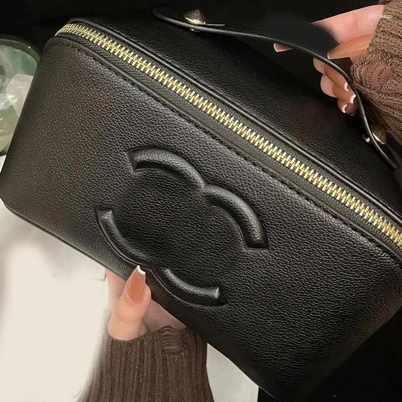 Cosmetic Bags Mens Womens Toiletries Large Capacity Portabl Luxury Storage Makeup Bag For Outdoor Travel With Dry And Wet Separation