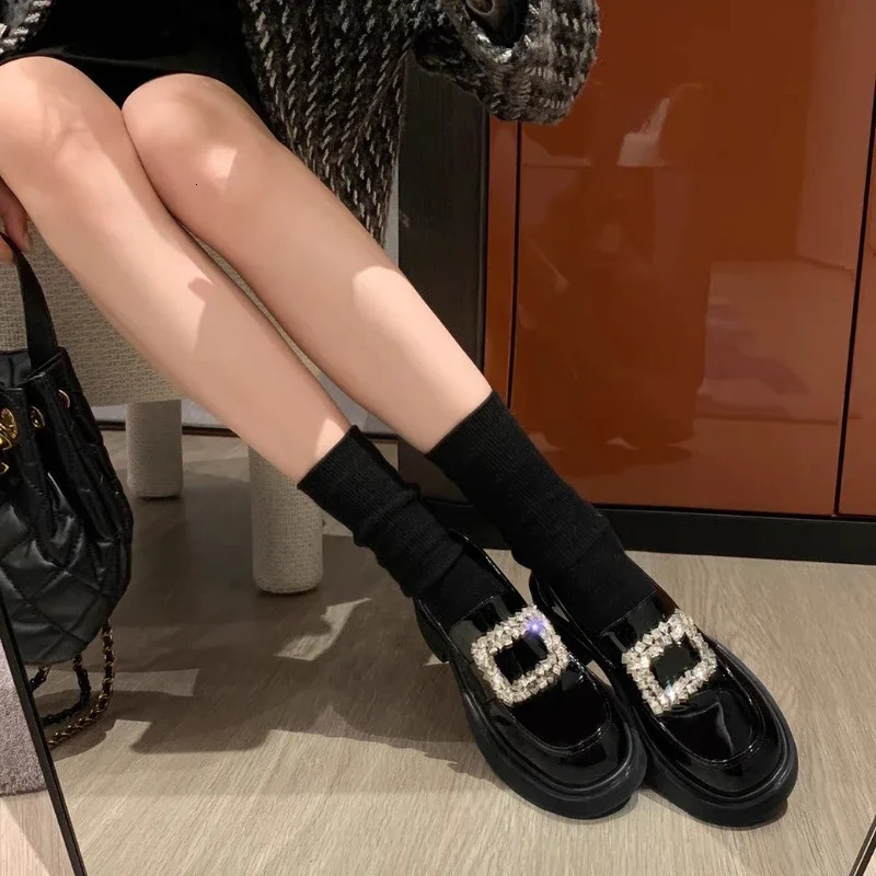 Autumn Womens Mary Jane Shoes Fashion Lolita Shoes Versatile Women Flat Shoes Korean Version One Kick Zapatos Para Mujeres 240619