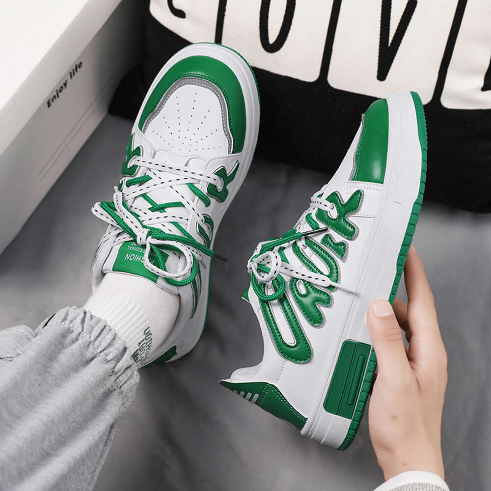 2024 New Summer Breathable Sports Trend All Match Increase Casual Mens Board Fashion Shoes