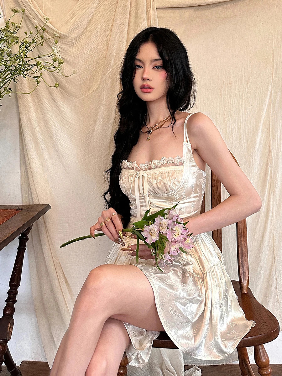 REDDACHiC Medieval Retro Satin Mini Dress Women Stitch Lace Trim Jacquard Ruffle Romper Event Party Cami Dress Desire Onepiece 240618