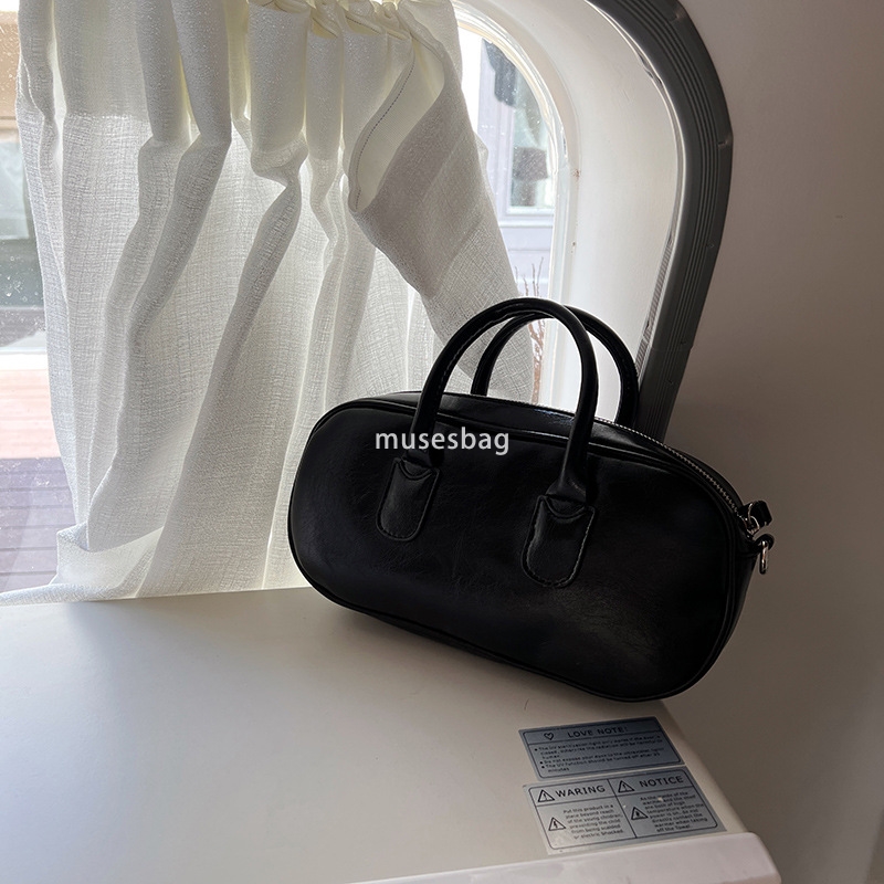 High quality niche design bag for women Korean version Instagram niche minimalist retro versatile portable pea bag for commuting one shoulder crossbod