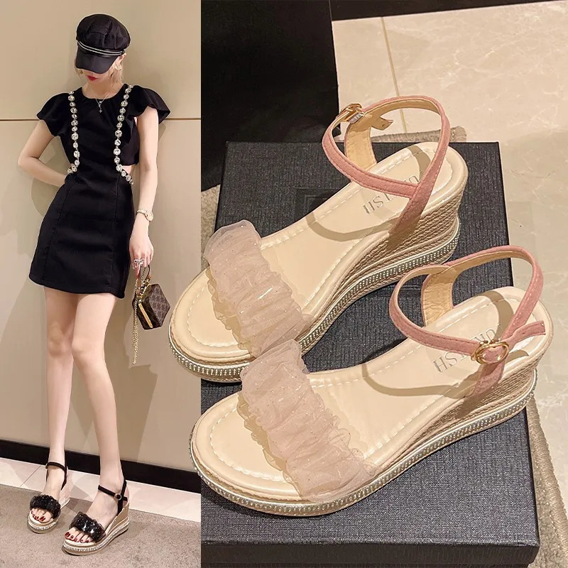 Female Ankle Strap Buckle Roman Sandals Summer Women Platform Beige High Heels Fashion Ladies Clogs Wedges Round Toe Shoes 240619