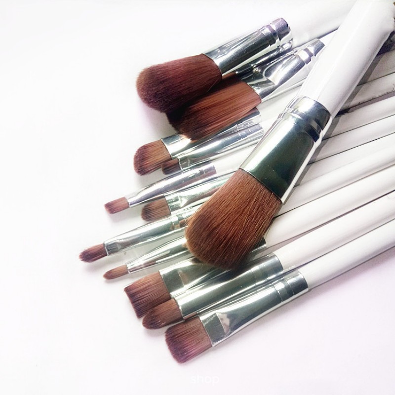 12pcs Portable Makeup Brushes Make Up Brush Set Foundation Blush Eye brocha de maquille Kit Metal Box