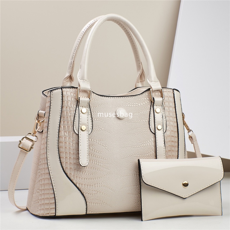 Designer Women High Quality Practical and Multi functional Advanced Mother and Child Bag Fashionable Contrast Color Casual Large Capacity Shoulder Bag