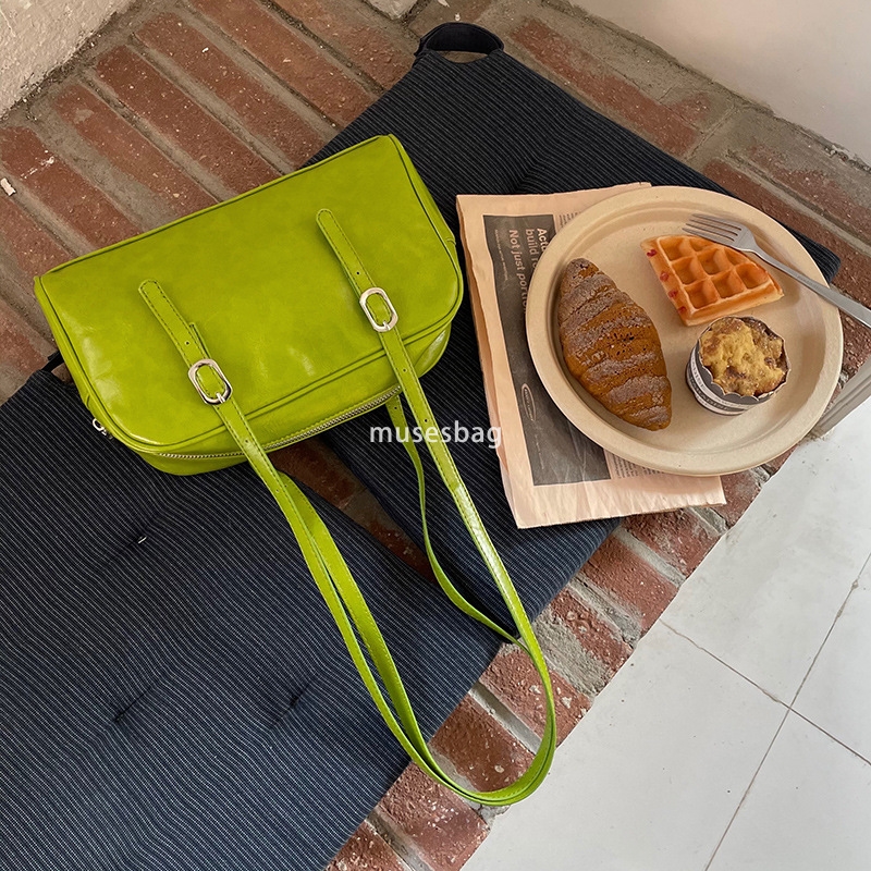 Fashion trend niche design single shoulder bag niche leisure underarm bag Korean Instagram bag new versatile commuting women's bag