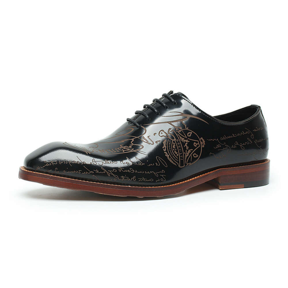 New D Autumn Square Headed Letter Carved Men S Business With Cowhide Top Layer And Bright Fashion Gentlemen Leather Shoes Ddmysaturn