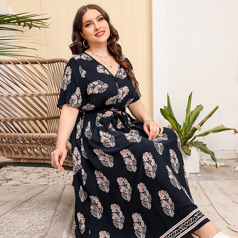 New oversized floral short sleeved large hem dresvel and vacation style long skirt, beach skirt