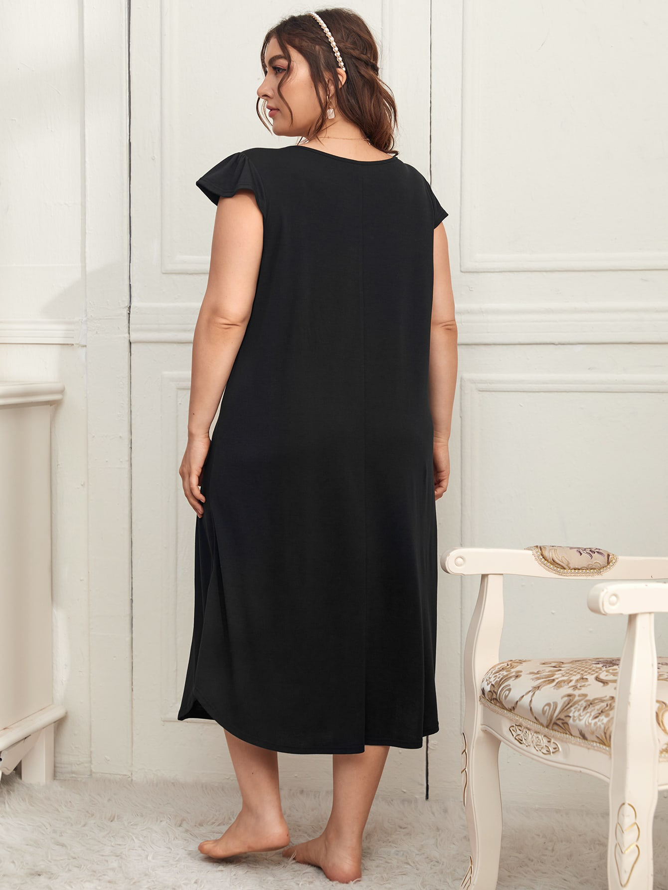 Summer European and American ort sleeved V-neck, lace, floral, and fat at home sleepwear for women