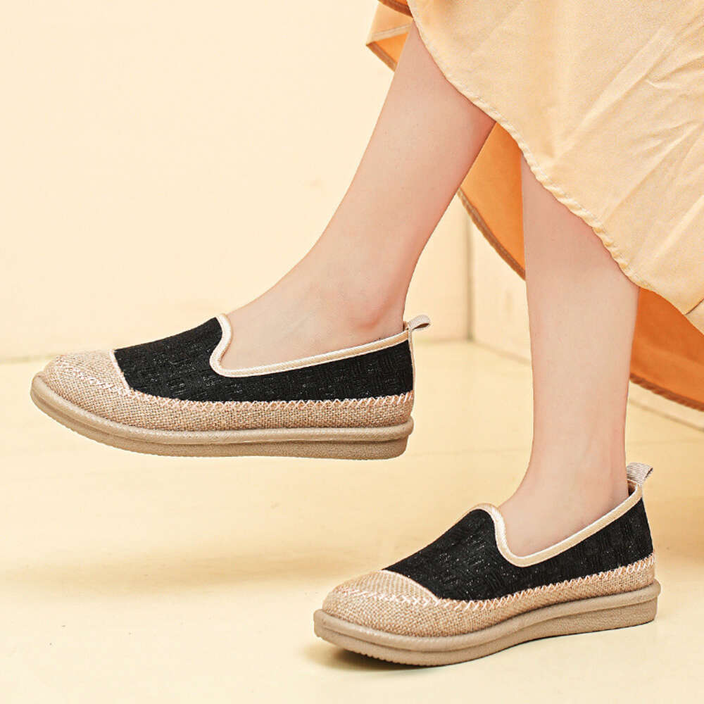 Flat Bottomed Mothe… - image