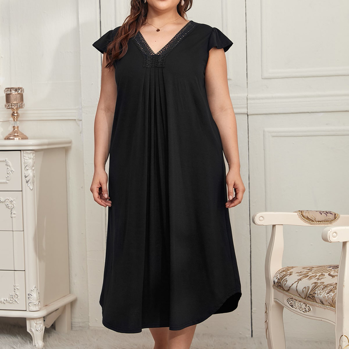 Summer European and American ort sleeved V-neck, lace, floral, and fat at home sleepwear for women