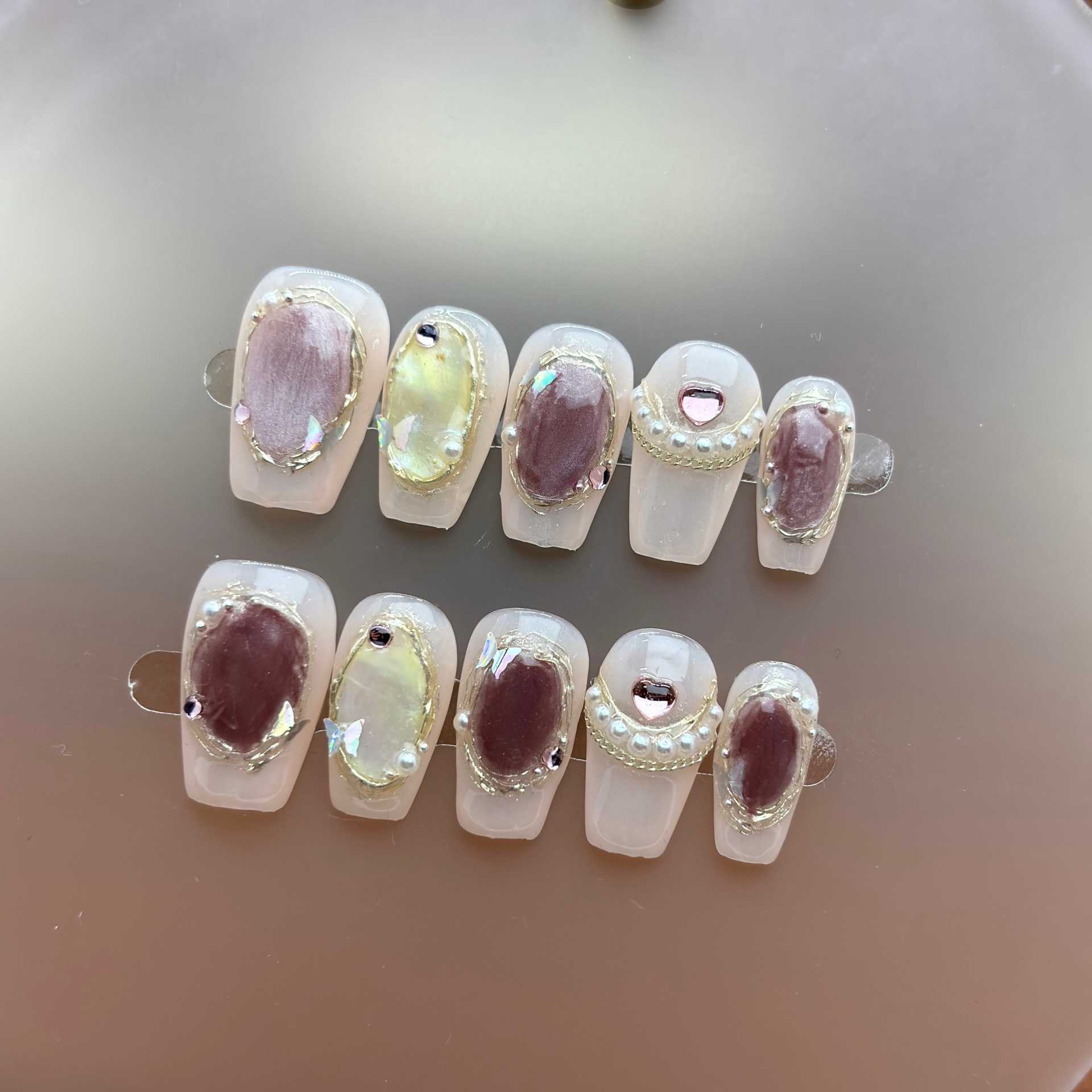 Girls False Nails Handmade Wearing Nail Piece the Somalia Sea Cat Eye Pearl Short Wearable False Nail 240530