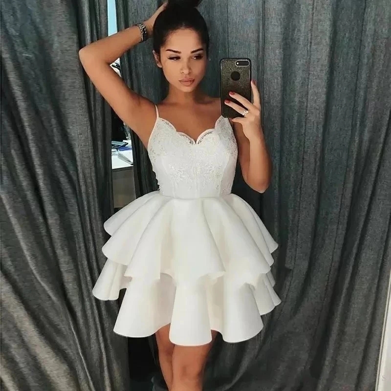 Ivory Short Cocktail Dresses Spaghetti Straps A Line Layers Lace Homecoming Graduation Party Dress For Teens Girls Wear Plus Size BC18952