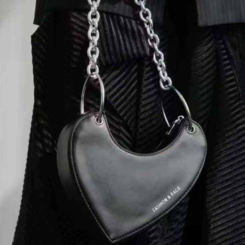 Zebra Pattern Heart Shoulder Top-Handle Bags Y2k Aesthetic Elegant Sweet Chain Womens Handbags Korean Casual Underarm Bag 240620