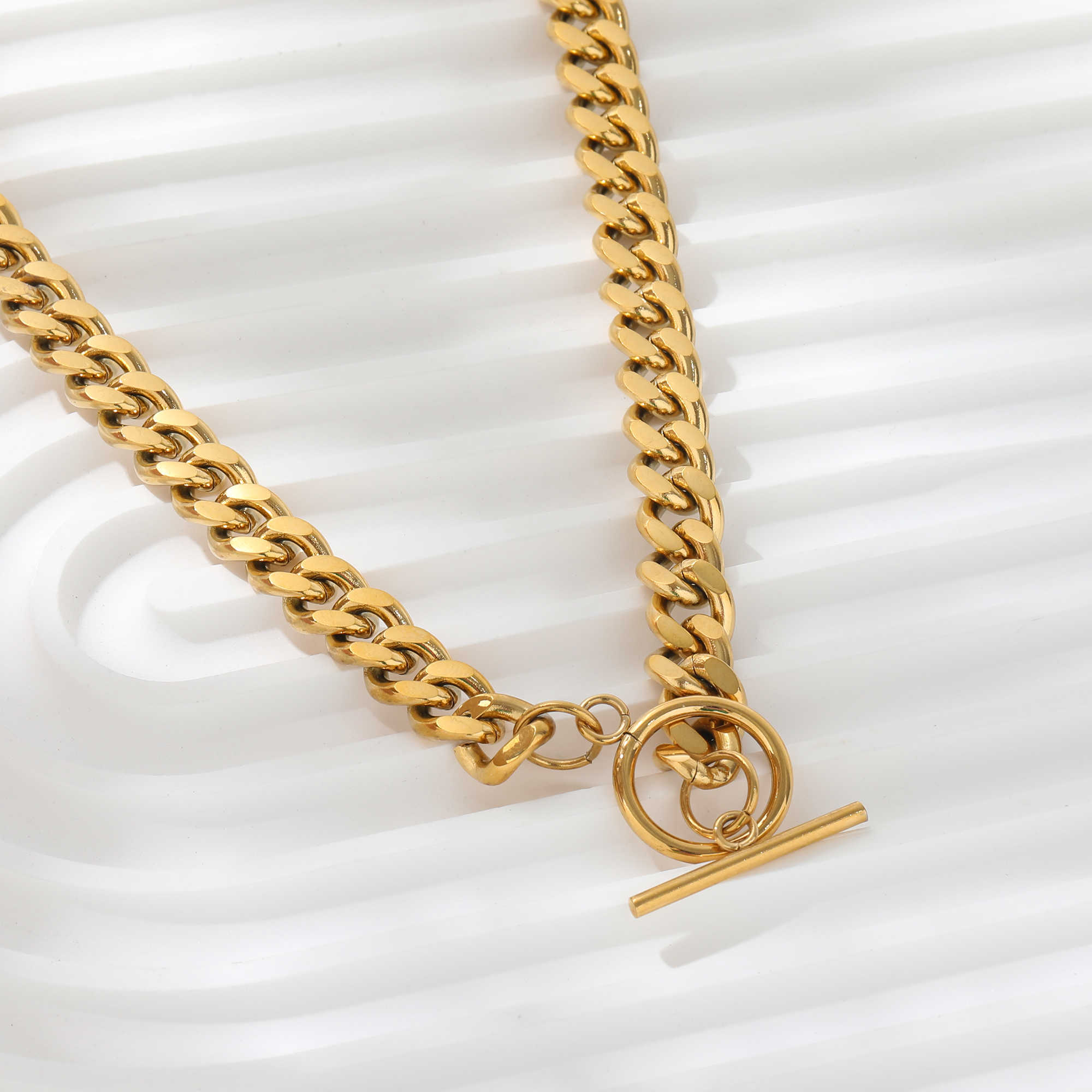 Tarnish Free Waterproof 8MM Joolim Jewelry Gold Plated Chunky Toggle Cuban Chain Stainless Steel Necklace